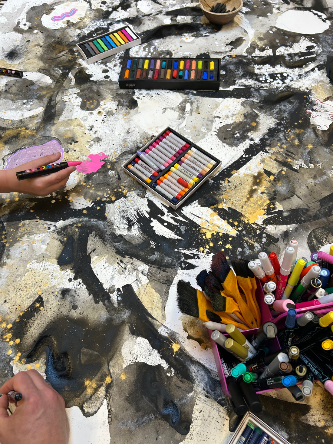 16/4 -2025 påsklovsaktivitet & workshop med samskapande konst på Barn & Ungas Konsthall i Lund